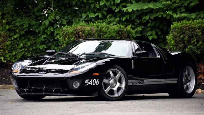 Bring a trailer has a 2004 Ford GT confirming prototype 1 for sale | modifiedrides.net