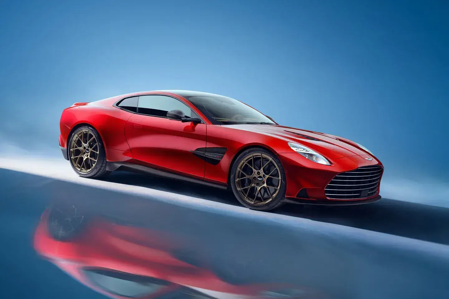 Aston martin vanquish 835hp 18 1