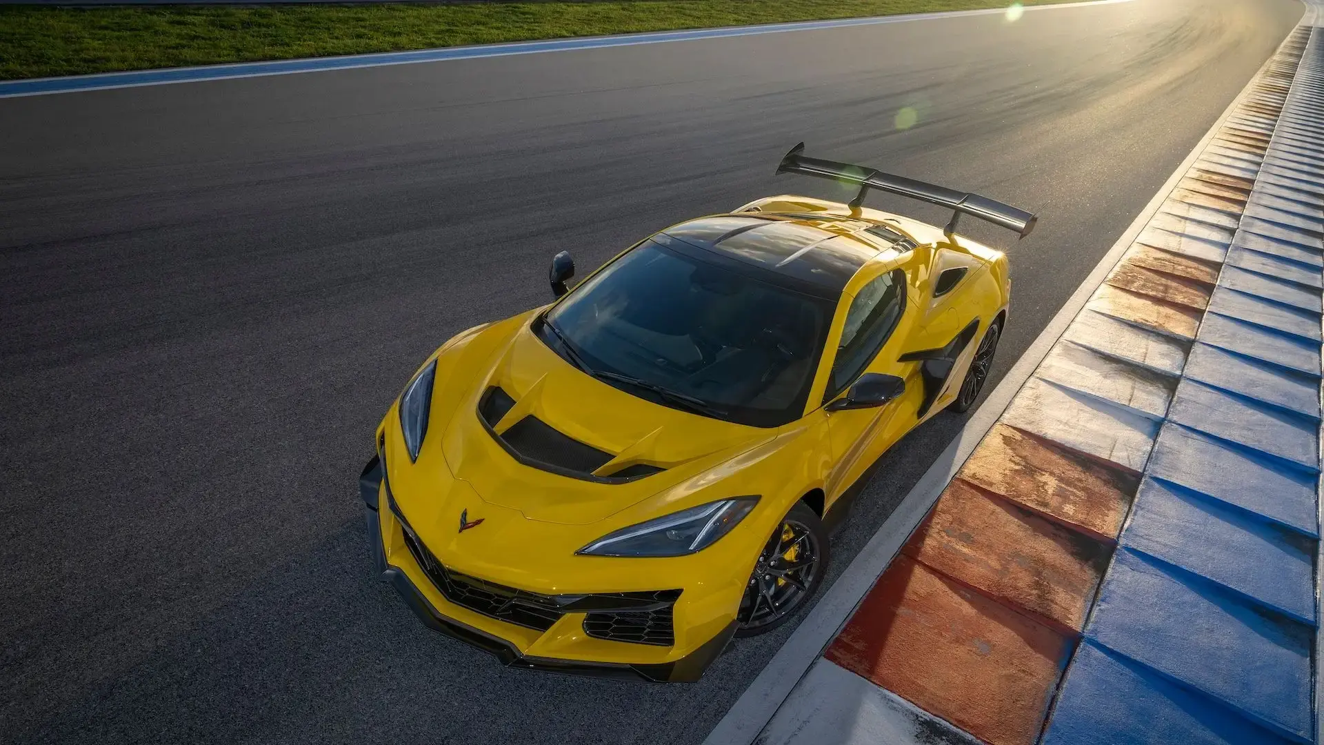 Barrett jackson and gm team up to auction 2025 corvette zr1 vin 001 for charity 2