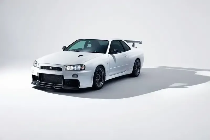 Built By Legends Introduces a 650-HP Reimagined R34 Skyline GT-R