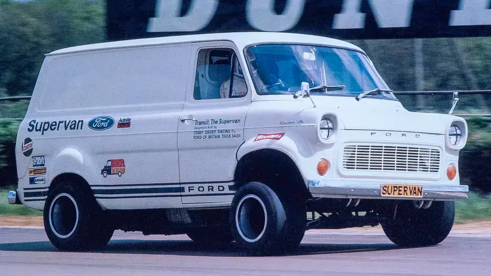 Ford supervan 7 1