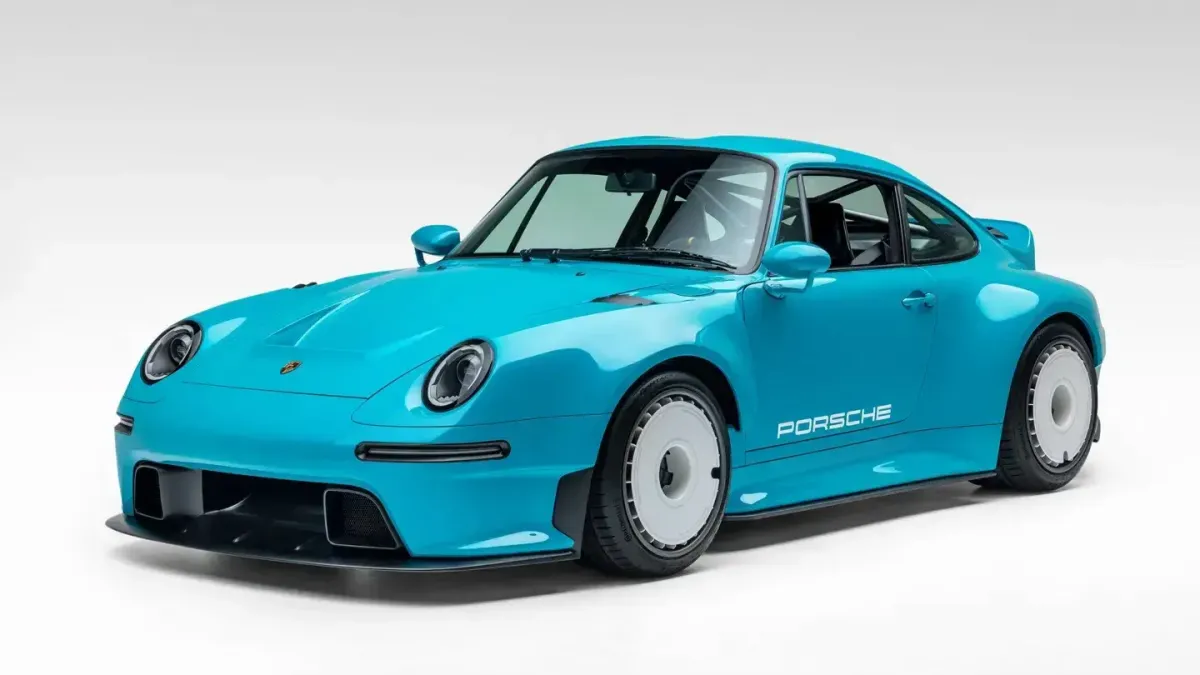 Gunther Werks Reveals GWR: Modern Porsche Masterpiece