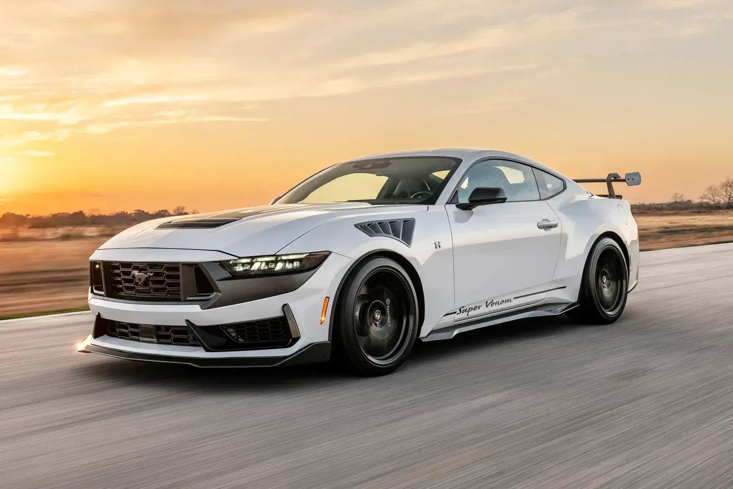 Hennessey 860hp super venom mustang 6 1