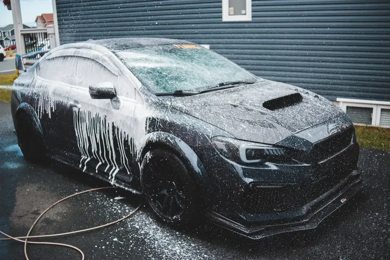 How to clean your car in winter 1