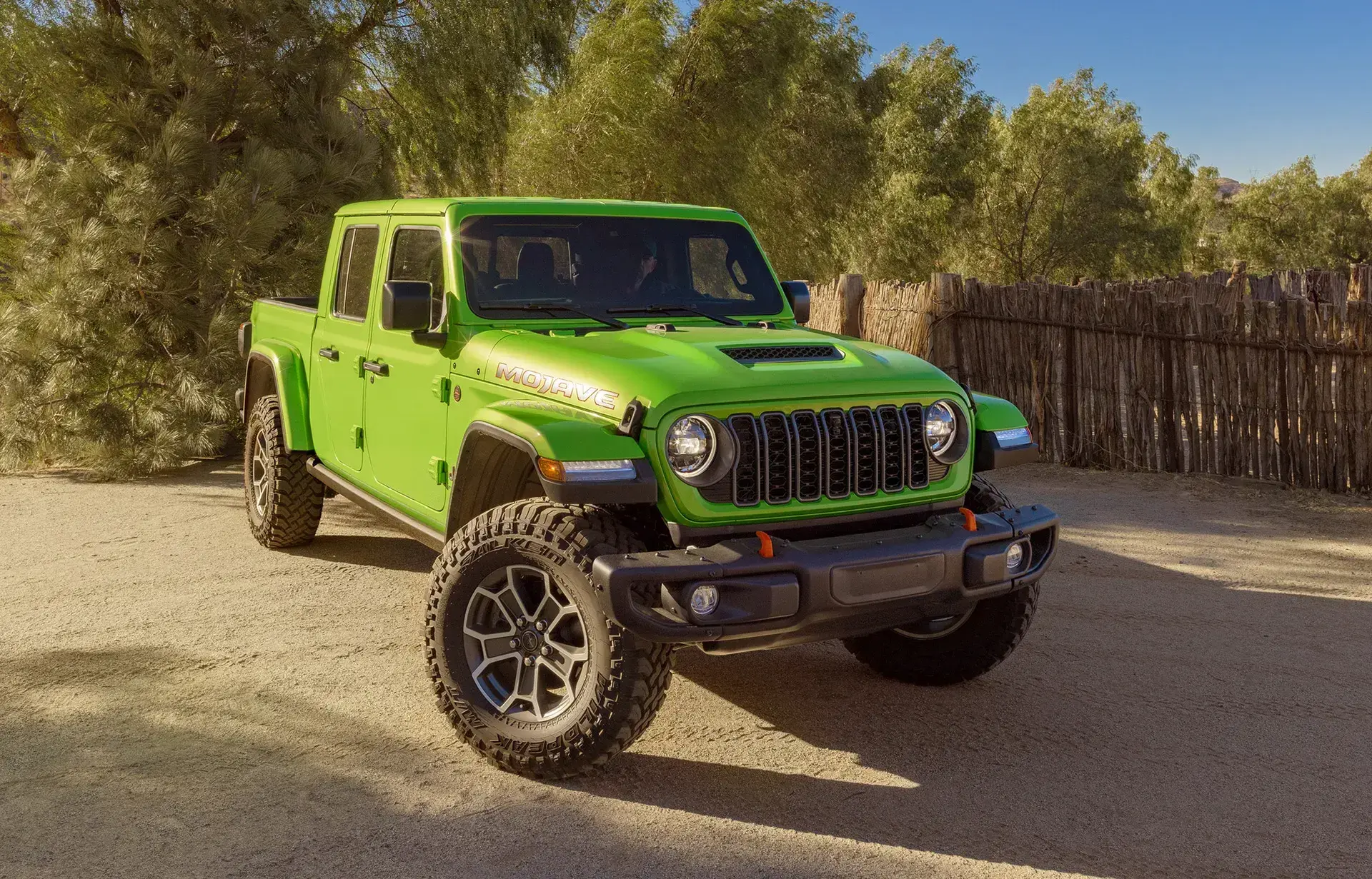 Jeep wrangler gladiator mojito green 2025 4 1