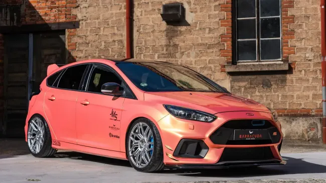 Modified Ford Focus RS Stuns with Bold Look & Race Upgrades