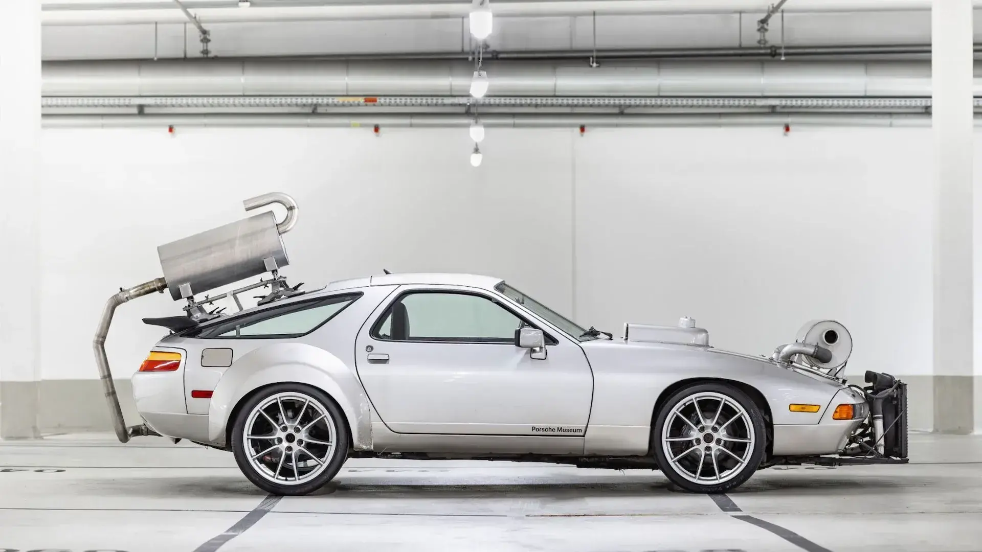 Modified porsche 928 noise reduction 1