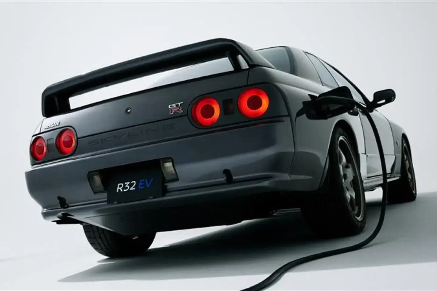 Nissan r32 skyline gtr ev iconic godzilla goes electric 1