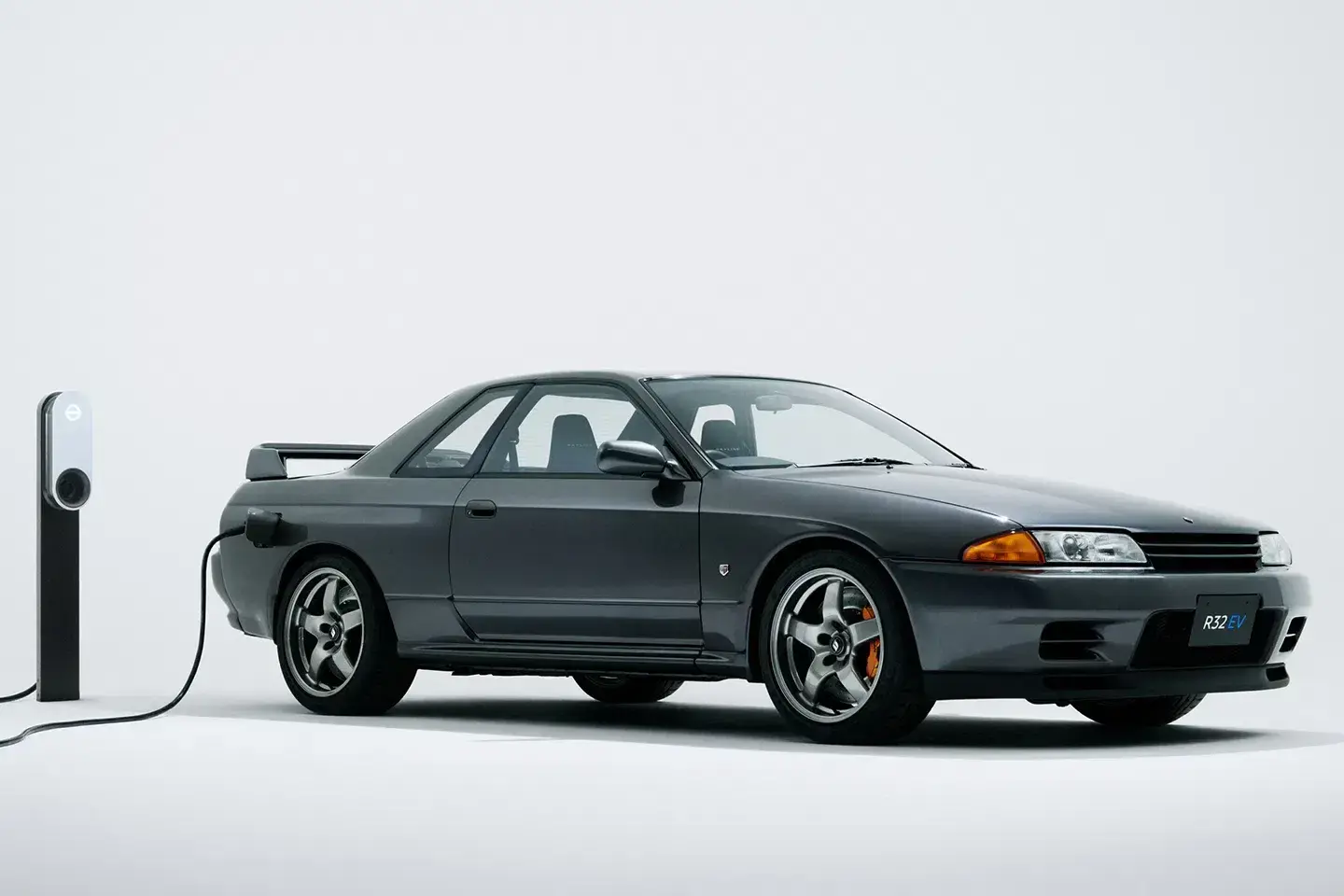 Nissan r32 skyline gtr ev iconic godzilla goes electric 2 1