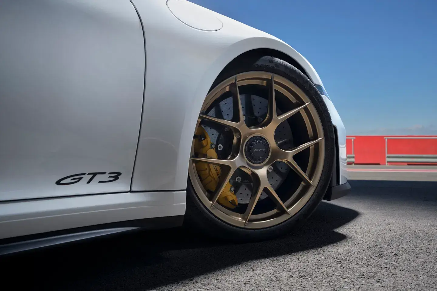 Porsche launches 992 2 gt3 upgrades 3 1