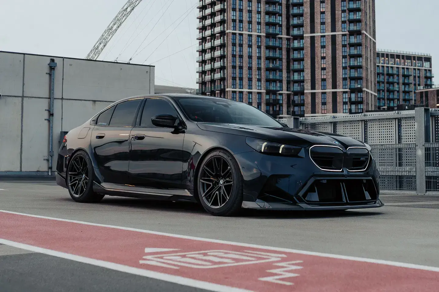 R44 performance bmw m5 1